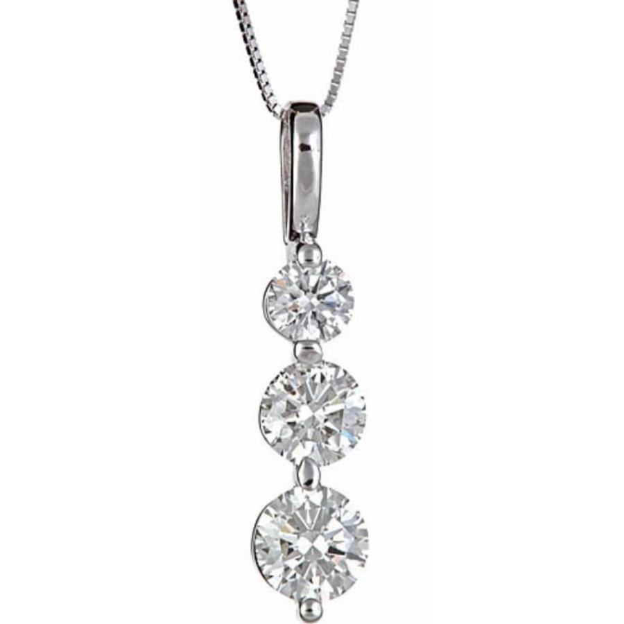 Jewelry Smyth Jewelers | 14K Graduated Diamonds Pendant