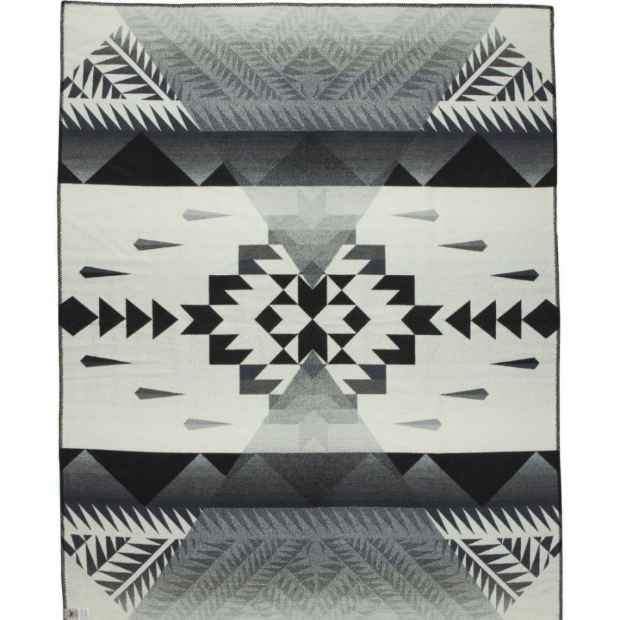 Gifts Pendleton | Pendleton Nike N7 Blanket- 7 Peaks